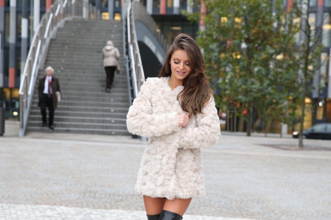 Dana Harem posing topless in black lingerie and thigh high boots outdoors with fur coat open — Dana Harem #21